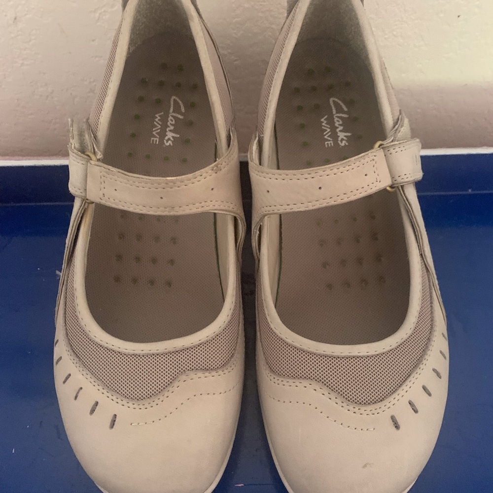 Clarks Wave